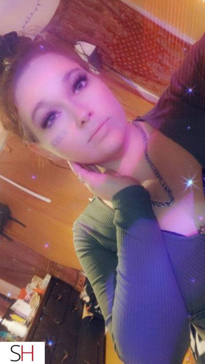 25 year old Asian Escort in Winnipeg Fun with Savanna ?-hosting in transcona
