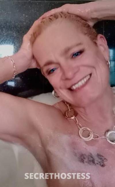 51 year old Escort in San Diego CA got the rainy day blues maybe what you need is a good BJ