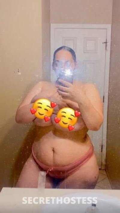 23 year old Escort in San Fernando Valley CA WET Juicy Pussy Beauty Satisfaction, Wet Pussy Make Me 