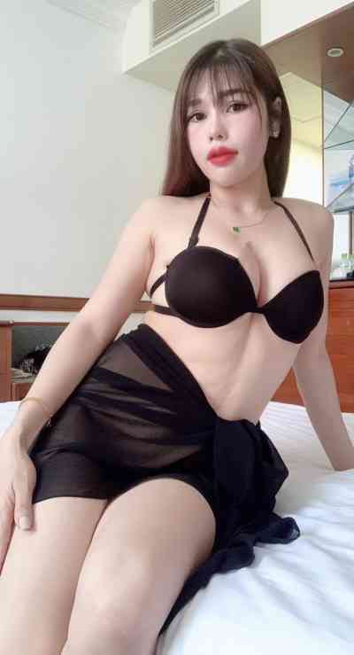 24 year old Vietnamese Escort in Ang Mo Kio New Town will free if you say i love you