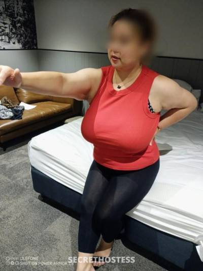 Naughty Michelle 14G Asian Goddess in Cairns now and Natural in Cairns