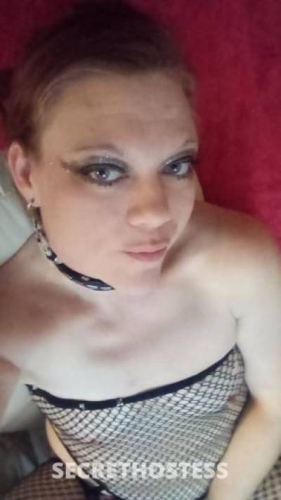 42 year old Escort in Des Moines IA ??42 YR OLD GILF W/ THAT TRIPLE THREAT?? Content ??? CONTENT