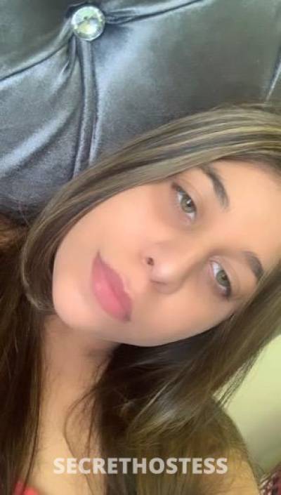 19 year old Escort in West Palm Beach FL hi baby