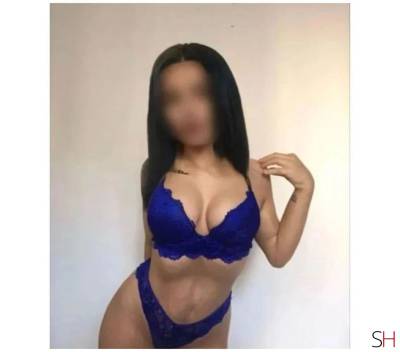 23Yrs Old Escort Size 6 London Image - 1