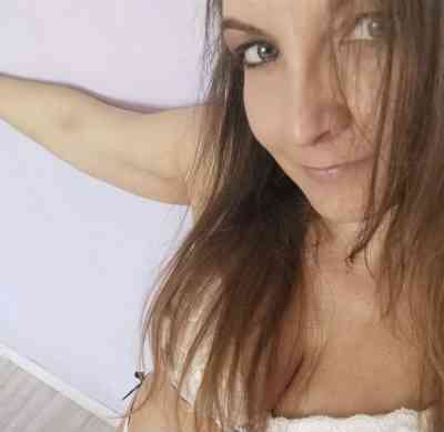 30Yrs Old Escort Size 6 40KG 5CM Tall Ft Mcmurray Image - 0
