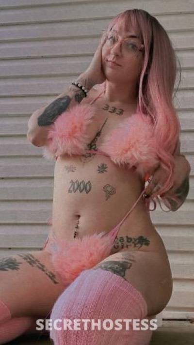 22 year old Escort in Johnson City TN 22, tatted stripper🥲🥰 bj queen, SQUIRTER