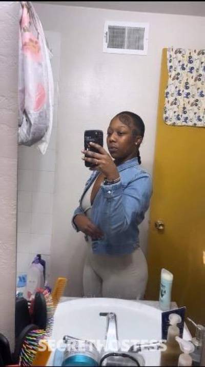 Mocha 20Yrs Old Escort Milwaukee WI Image - 2