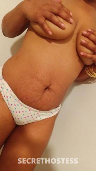 Red 26Yrs Old Escort Raleigh-Durham NC Image - 2