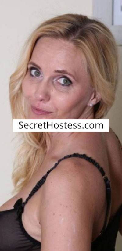 Sexy Mature Lady 45Yrs Old Escort 60KG 170CM Tall Sibiu Image - 2