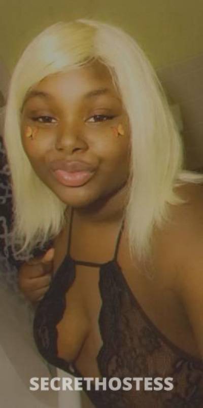 TwistedZ 21Yrs Old Escort Charleston SC Image - 1