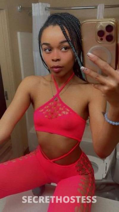 19Yrs Old Escort Chicago IL Image - 3