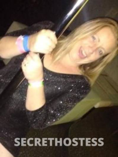 40 year old Australian Escort in Brisbane Horny Morayfield Aussie Housewife