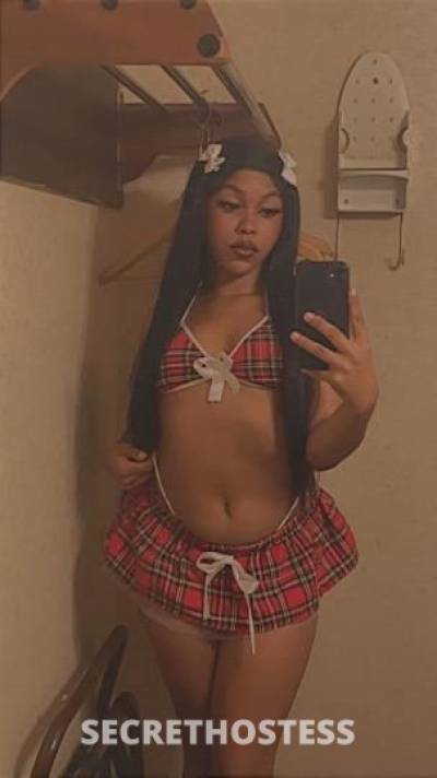 18 year old Escort in Orange County CA Ask me about Tonights Specials ? your gonna love it