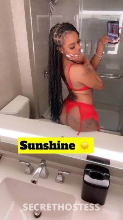 Slim/thick with a fat ass 💦 sunshine back by popular  in Detroit MI