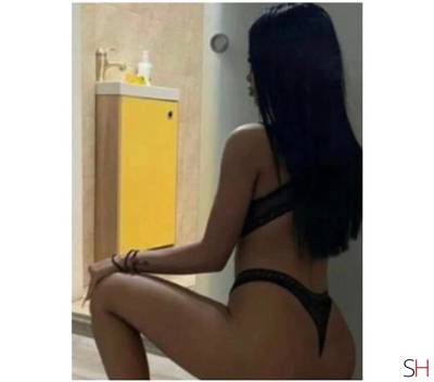24 year old Escort in Leeds Ana 😘 IN CALL&amp;OUT CALL, Independent