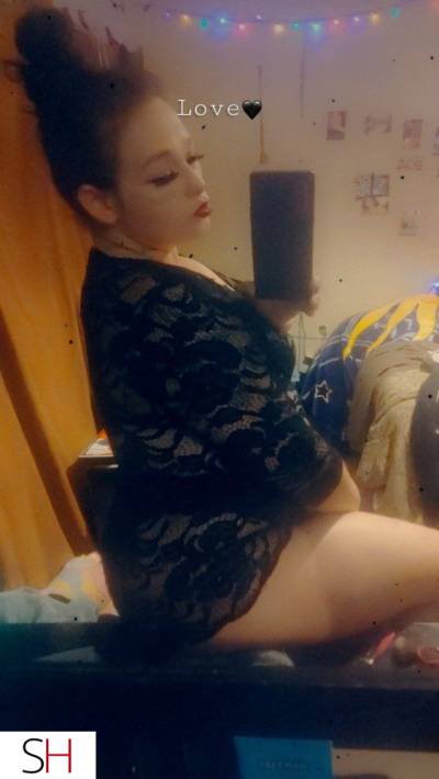 25 Year Old Asian Escort Winnipeg - Image 1