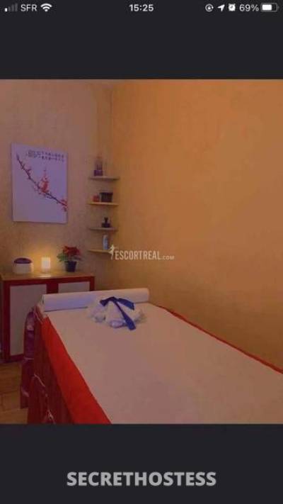 25 year old French Escort in Tours liza (service