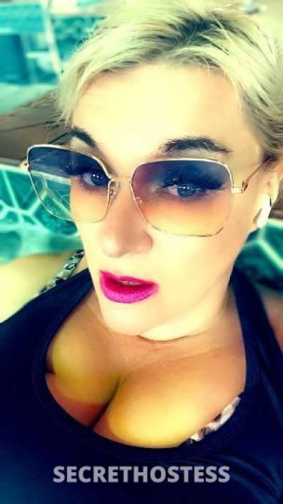 35 year old Escort in Racine WI Fed up with ratchet ass hoes Come visit! Turns out you can