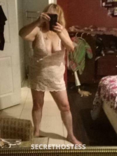 I'm the hot sexy MILF you've been looking for in Little Rock AR