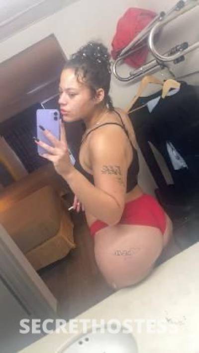 21 year old Escort in Louisville KY ??? come see me daddy