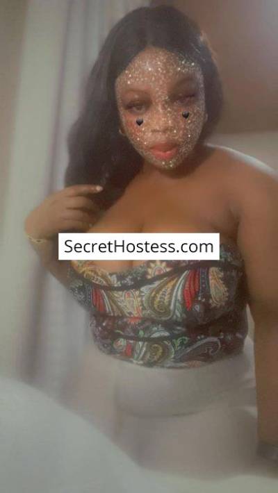 25 Year Old Ebony Escort Accra Black Hair Brown eyes - Image 3