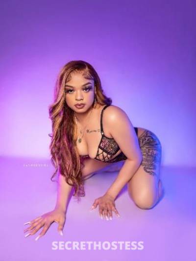 23 year old Filipino Escort in Albuquerque NM juicy exotic princess