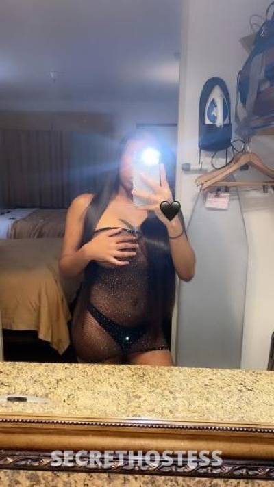 21 year old Escort in Long Beach CA BBJ friendly!! Cum In My Mouth papii