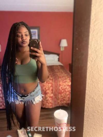 21 year old Escort in Tyler TX Sexy caramel babe