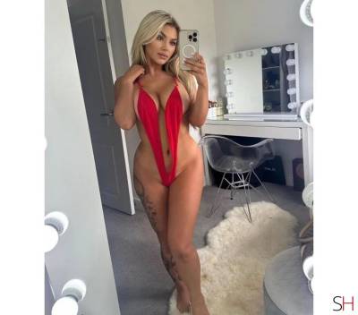 27Yrs Old Escort Size 8 Surrey Image - 3