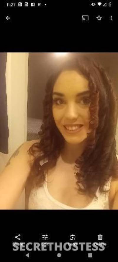 23 year old Escort in Louisville KY call me I'll answer no deposit