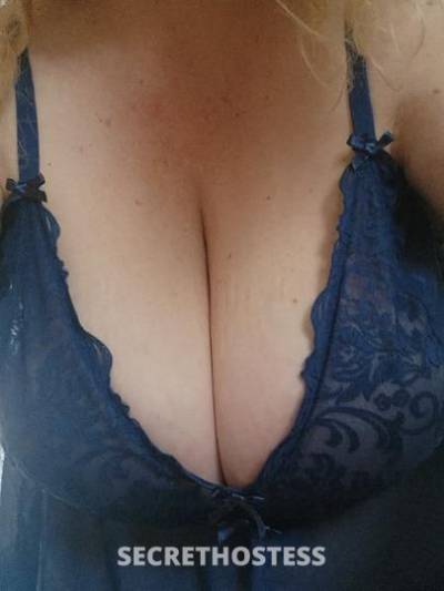 48 year old Escort in Chicago IL Available NOW TaTa Tuesday get the RELIEF and PLEASURE YOU 