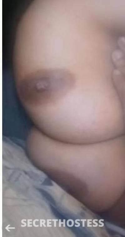 Gorgeous and Thick Latina Masseuse in Fresno CA