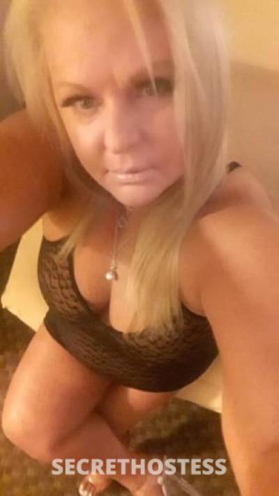 Summer 45Yrs Old Escort Monterey CA Image - 3