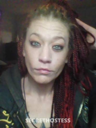 34 year old Irish Escort in Jackson MS Tabbykat n bestie black