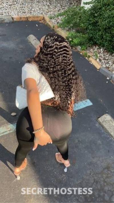 21 year old French Escort in Jackson MS ready for you