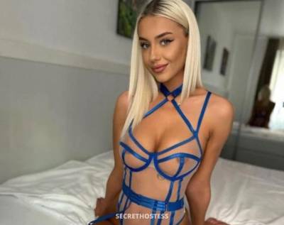22Yrs Old Escort Size 8 Wales Image - 3