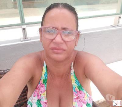 41 Year Old White Escort Araxa - Image 1