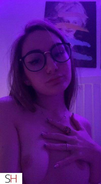 0 year old Escort in Kootenays ?Available Carfun?Home/Hotel?✔Incall And Outcall✔? 24/7