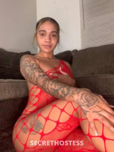 22 year old Escort in Clarksville TN available dont miss us