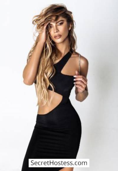 26 year old Escort in London Roxen, Movida Escorts Agency