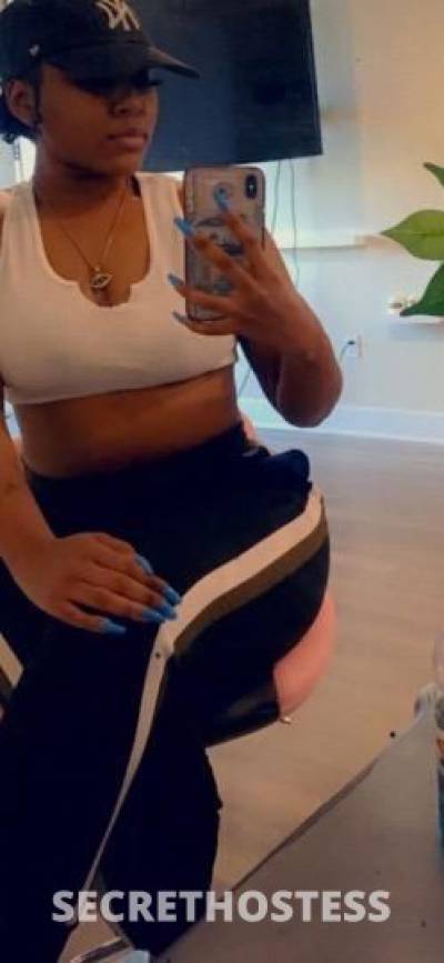 23 year old African Escort in San Fernando Valley CA Exotic Ethiopian polished and upscale companion 100 Real