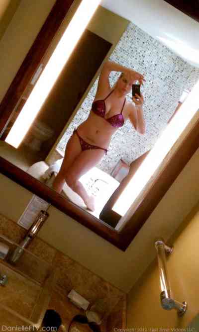 28Yrs Old Escort Size 16 58KG 162CM Tall Wales Image - 3