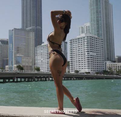 Escort 157CM Tall Austin TX Image - 1