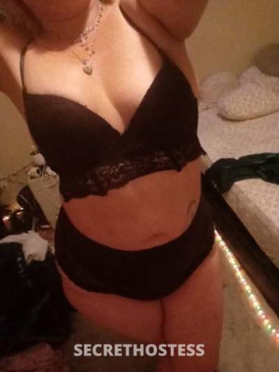 MILF ♡Hungry boys.deliciously thick curvy type of MILF in Bloomington IL