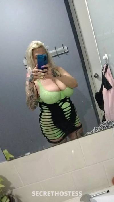 Busty Aussie nikki 38 in Perth