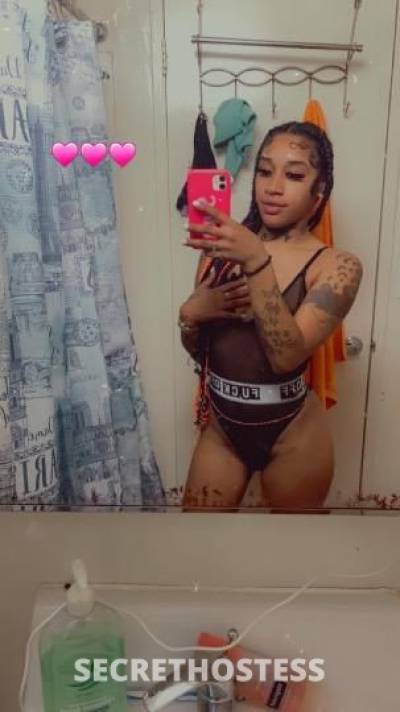 28 year old Escort in Staten Island NY 