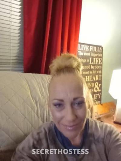 42 year old Escort in Stockton CA just kick back let me do the work