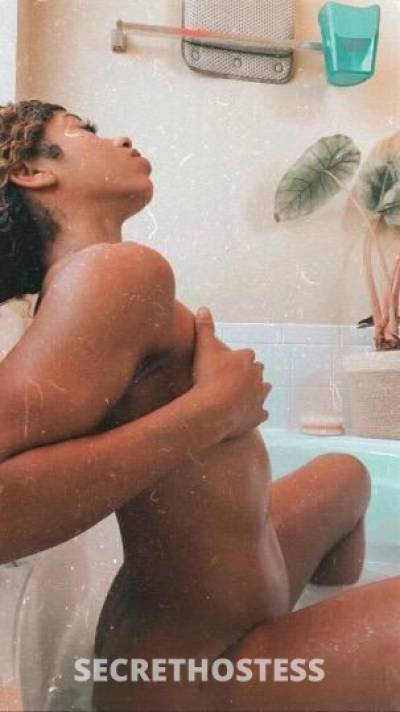 20 year old Escort in Knoxville TN LoveLila