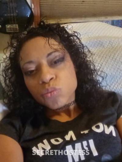 33 year old Escort in Staten Island NY trying to spice things up tonight if u think u can handle me