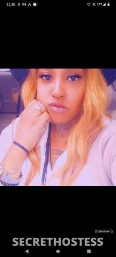 35 year old Escort in Memphis TN The sexy curvaceous queen of the south who has the best 
